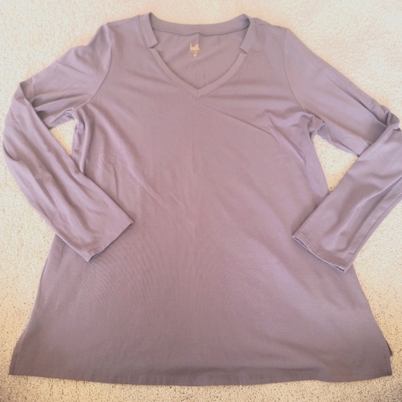 Belle by Kim Gravel Tops - 2/$20 Belle by Kim Gravel Long Sleeve Top M